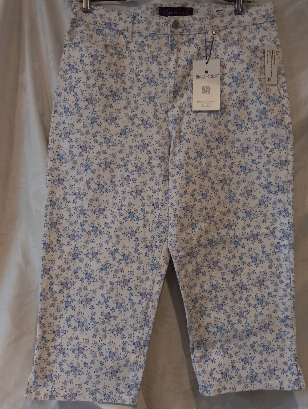 NWT Gloria Vanderbilt Womens Stretch Capri Pants - Blue Floral Size 14 MSRP $46